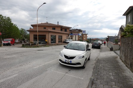 Bivio leggermente sinistra
