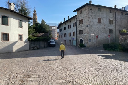 Incrocio dritto
