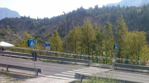 Parcheggio
presso la diga