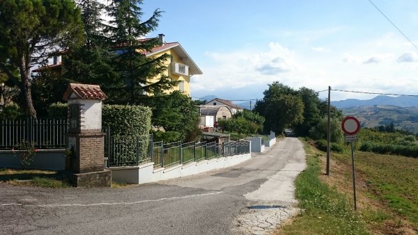 Strada provinciale
deviazione per i Frati Neri