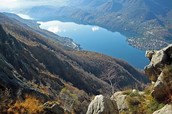 Lago d'Ortapanorama dal Mottarone