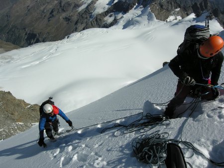 /treks/europe/it/ao/alpi-graie/massiccio-del-gran-paradiso/gran-paradiso-est/quasi-in-vetta/image.jpg