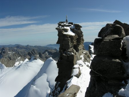 /treks/europe/it/ao/alpi-graie/massiccio-del-gran-paradiso/gran-paradiso-est/verso-la-madinnina/image.jpg