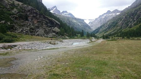 Lungo il torrente Savara 