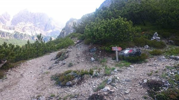 Bivio
per l'attacco della ferrata