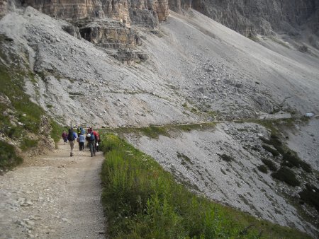 /treks/europe/it/bl/dolomiti-sesto/lavaredo/lavaredo-giro/sentiero.jpg