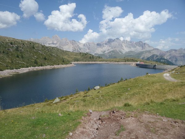 Lago di Cavia
e panorama