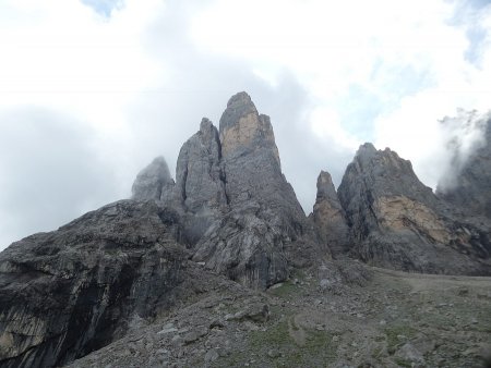 Campanili dei Lastei di Focobon
e Cima Zopel