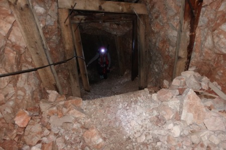 Galleria del Castelletto
salendo con la luce frontale