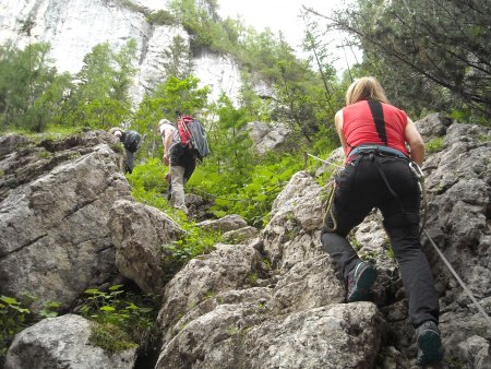/treks/europe/it/bl/val-biois/val-gares/viaz-del-bus/orrido-3.jpg