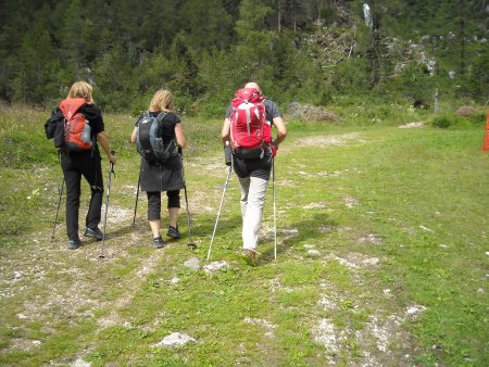 /treks/europe/it/bl/val-biois/val-gares/viaz-del-bus/sentiero.jpg