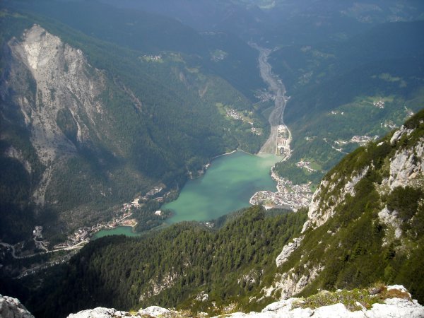 /treks/europe/it/bl/val-cordevole/val-cordevole.jpg