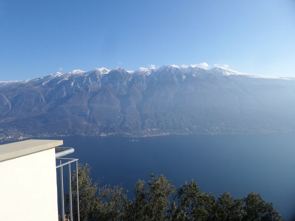 Vista su Monte Baldodall'Eremo di Montecastello