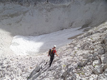 Traverso
verso la conca del ghiacciaio