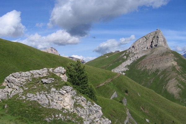 Sentiero di ritorno
con vista su ColRodella