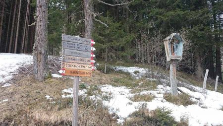 inizio sentiero n.2 nei pressi di Sarner Skihütte