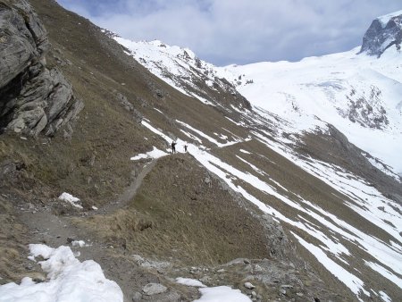 07 - In cammino verso la Monterosahutte - discesa verso il Gornergletscher