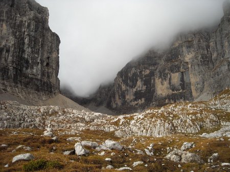 /treks/europe/it/tn/dolomiti-di-brenta/catena-settentrionale/sentiero-costanzi/dscn7071-val-gelada/image.jpg