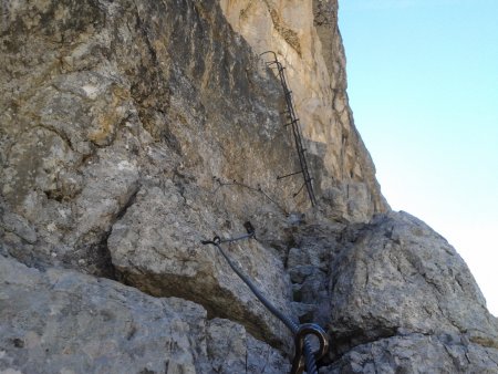 /treks/europe/it/tn/dolomiti-di-brenta/catena-sfulmini/campanile-alto-normale/ferrata/image.jpg