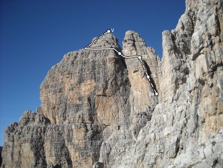 /treks/europe/it/tn/dolomiti-di-brenta/catena-sfulmini/campanile-alto-normale/tracciato-parte-alta/image.jpg