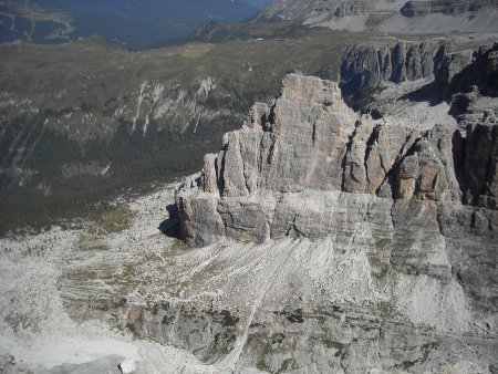 /treks/europe/it/tn/dolomiti-di-brenta/massiccio-cima-brenta/punta-massari/dscn0626/image.jpg