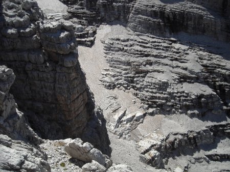 /treks/europe/it/tn/dolomiti-di-brenta/massiccio-cima-brenta/punta-massari/dscn0650/image.jpg