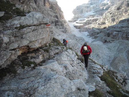 /treks/europe/it/tn/dolomiti-di-brenta/massiccio-cima-brenta/punta-massari/sentiero-sosat/image.jpg