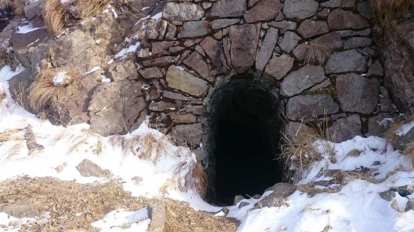 Postazione in caverna
