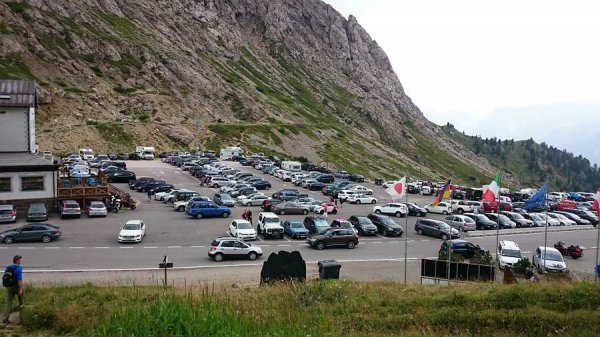 Passo Pordoi
inizio dell'escursione