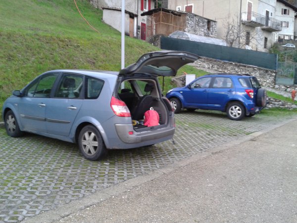 Parcheggio
presso Pregasina