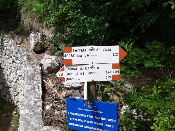 Bivio
per chiesetta