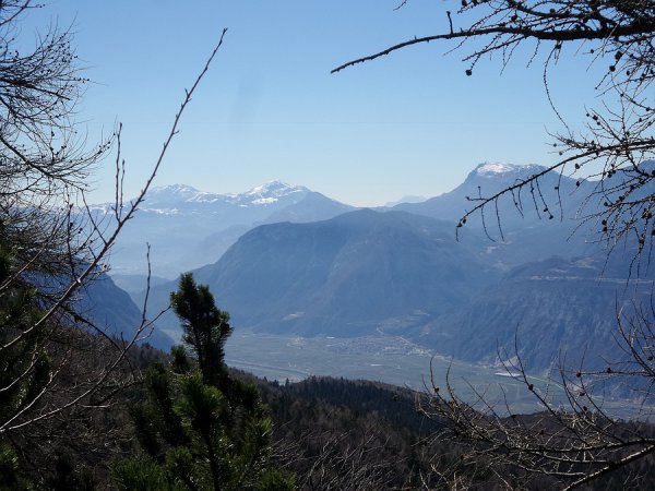 PanoramaCon Monte Stivo, Altissimo di Nago e Baldo