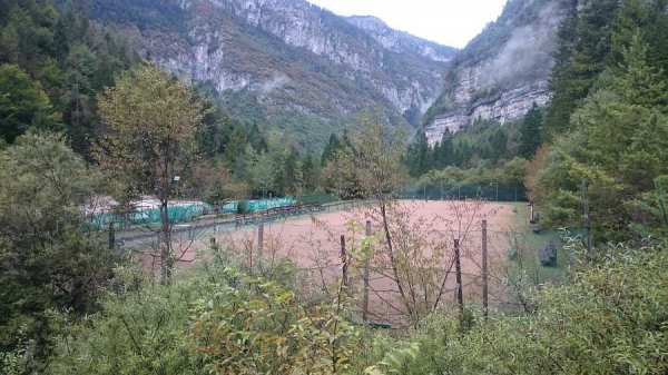 Campo di tamburello

