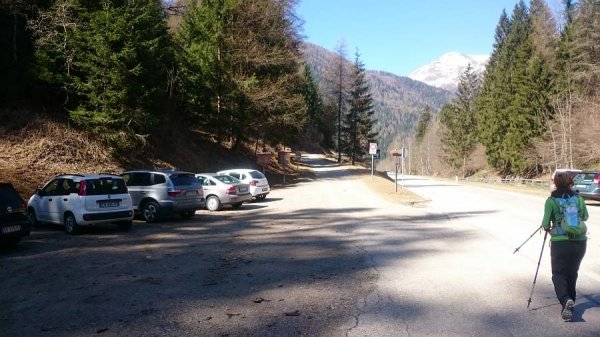 Parcheggio
partenza dell'escursione