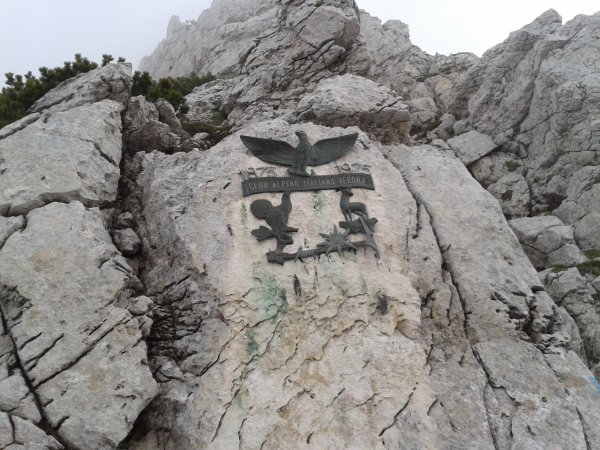 Insegna CAI
